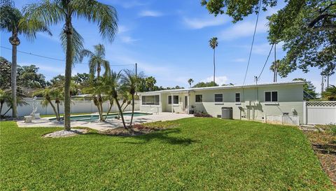 3606 LAKE UNDERHILL ROAD