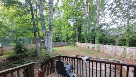 14 Country Woods Ct