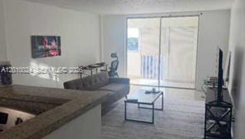 16450 Miami Dr