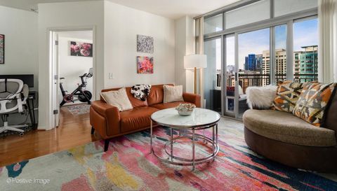 600 N Dearborn Street