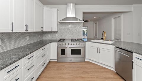 217 Chapel Ridge Cir