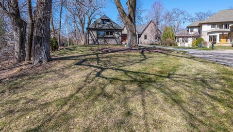 1912 Linner Woods Court