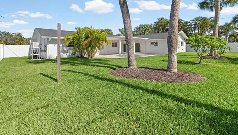 819 JACARANDA
