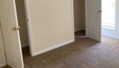 6839 Silver Star Dr