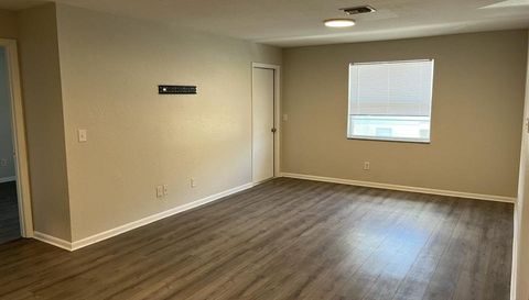 624 Golden Raintree Pl #624