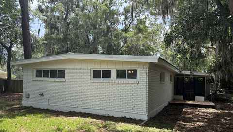 12444 Deerfield Rd