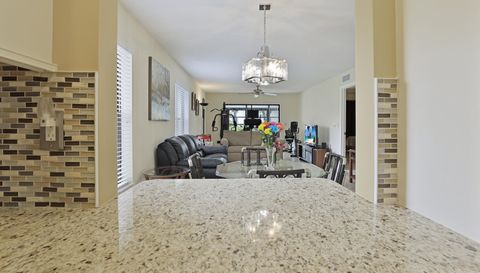 771 SW South River Dr 102