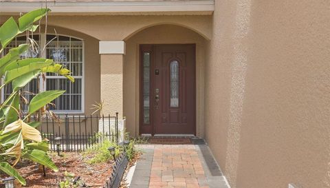 824 LAKE BISCAYNE WAY