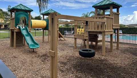 939 Remington Green Dr SE