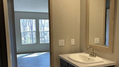 6008 Apple Wyrick Rd