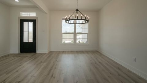 7901 Pecan Road