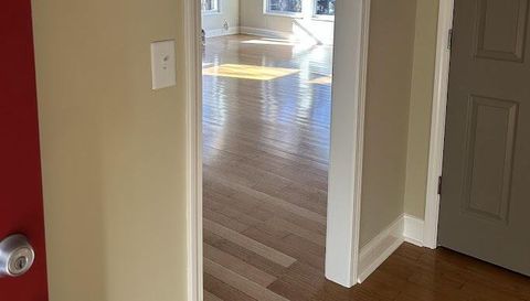 209 Falcon Crest Way