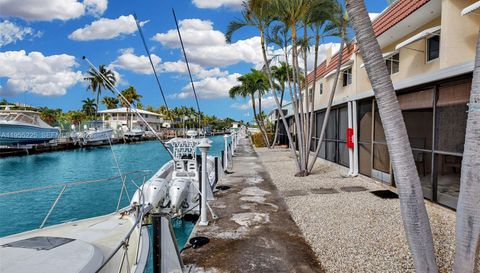 423 Sombrero Beach Rd