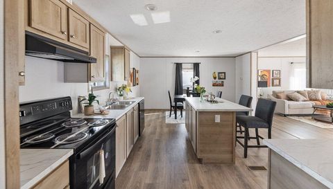 101 Blades Village Dr