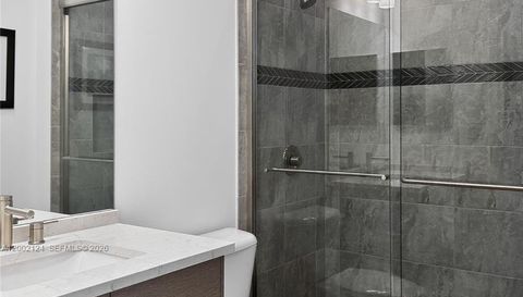 8871 New River Falls Rd