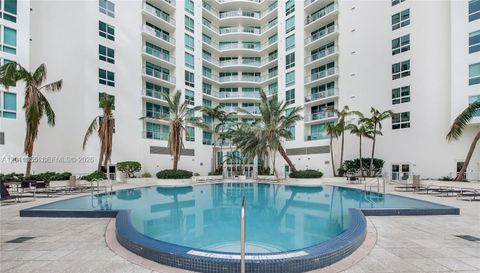 300 Biscayne Blvd