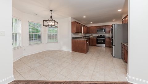 113 Sparkling Brook Way