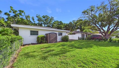 101 N MERCURY AVENUE