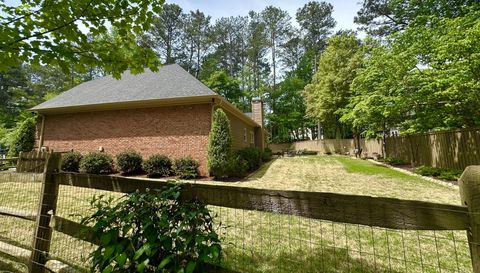 3294 Fox Hunt Trail NW