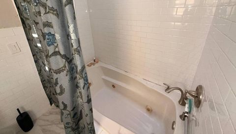 2940 Benjamin E Mays Dr SW