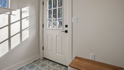 304 S Prairie Street