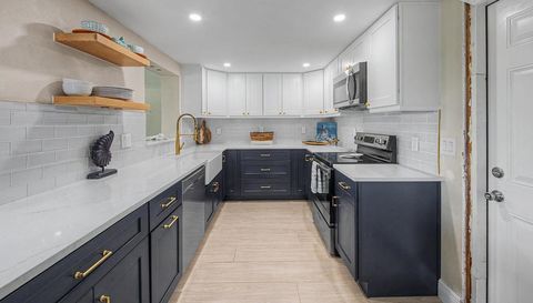3837 Topsail Trail