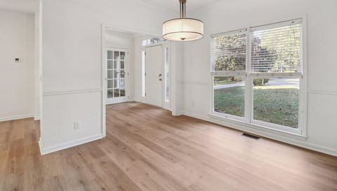 3560 Rosewicke Dr Cumming