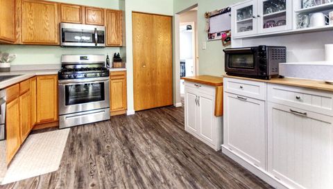 543 Silver Leaf Dr