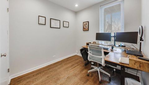 1214 W Webster Avenue