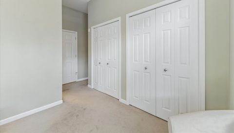 1617 N Oakley Avenue