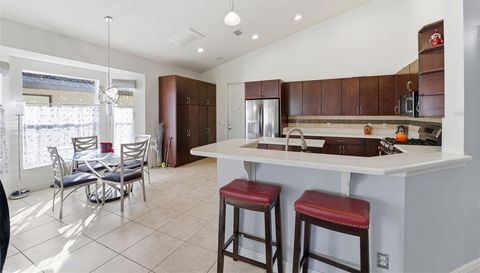 1733 W CAROLINE PATH