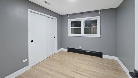 4743 S Keeler Avenue