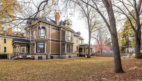 422 Laurel Avenue