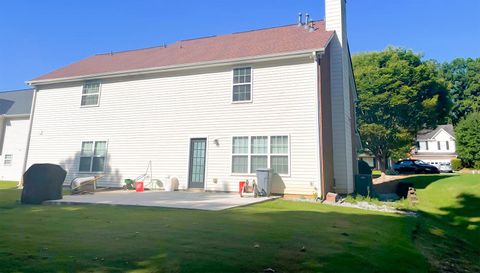 1020 Chandler Ridge Dr SE