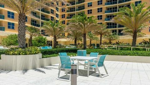 2501 N Ocean Dr