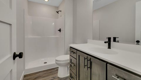 1013 26th Street Loop N