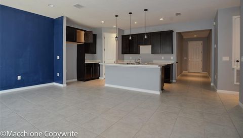 316 LAKE SMART CIRCLE