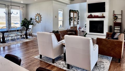 12301 Bella Sera Dr