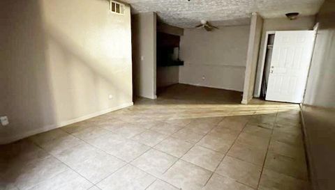 5918 Sutcliff Square