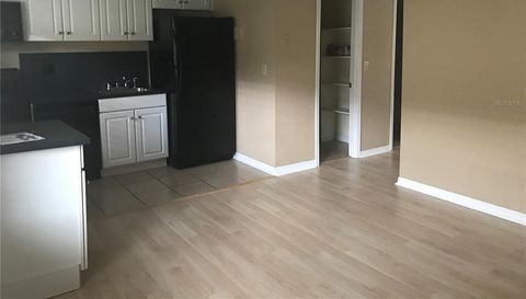 1531 CATHERINE STREET