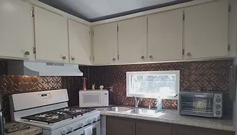 17200 Pioneer St E #122