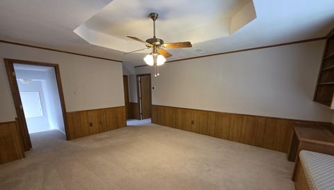 2214 Shannon Ln