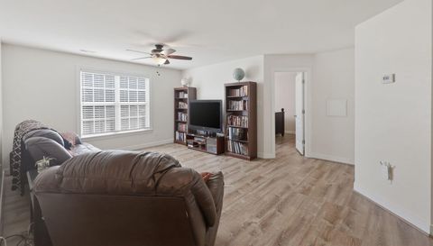 12101 Golden Aster Terrace