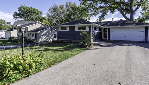 18225 W Lindenwood Drive