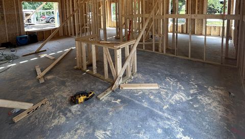7588 Sarah Dr