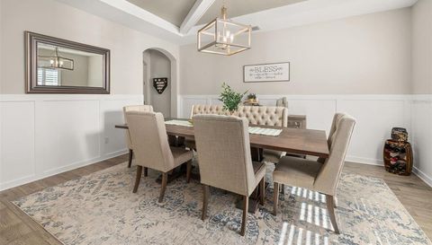 1113 FIELDSTONE CIRCLE