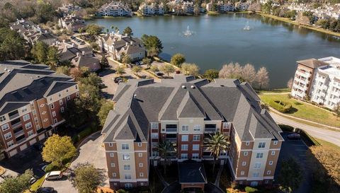 4480 Deerwood Lake