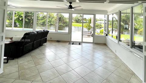 3324 Lakeview Blvd