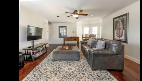 8427 Pheasant Glen Dr