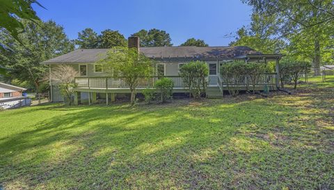 1137 Clairmont Pl